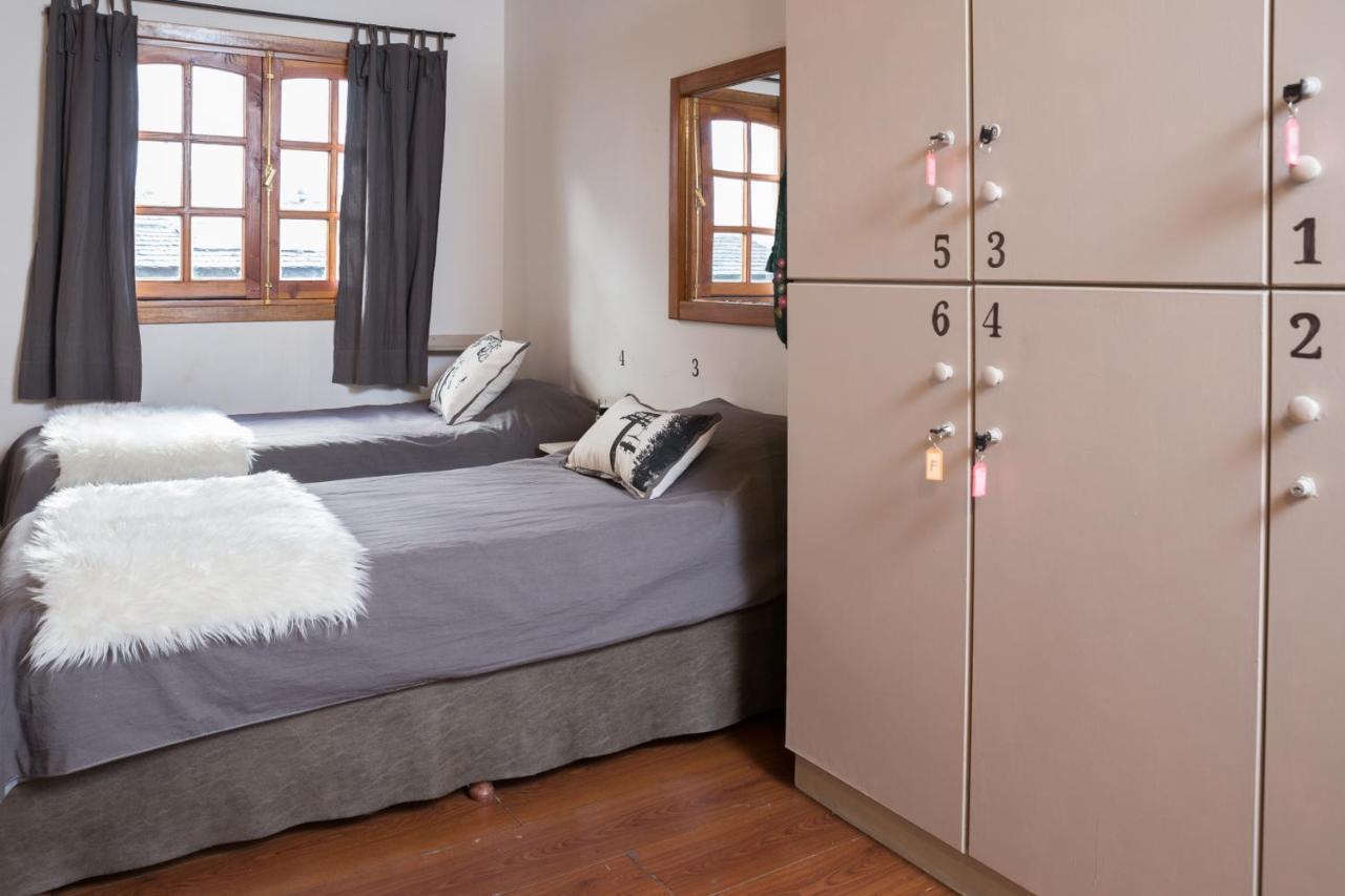 La Justina Hostel Bariloche Buitenkant foto